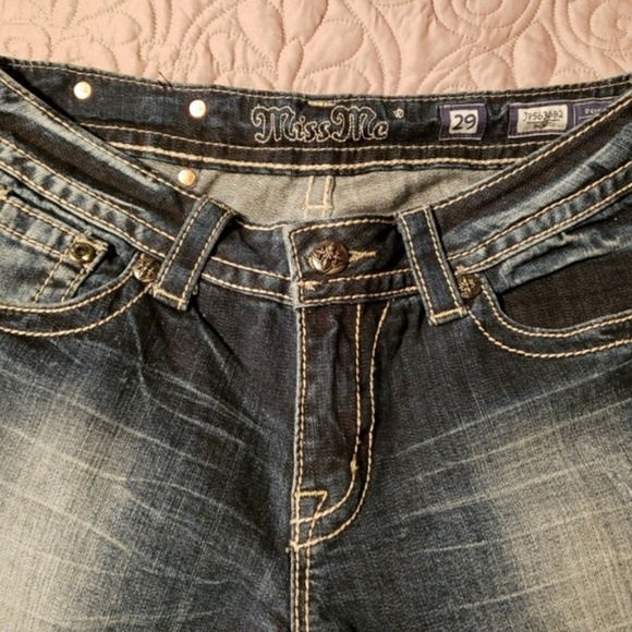New Miss Me Jeans - Picture 2 of 2